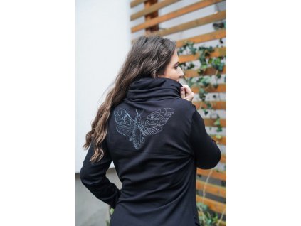 Mikinové šaty s límcem - křídla noci