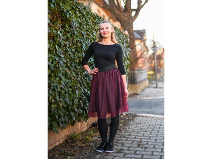 Půlkolová sukně - guma - černá a vínový tyl