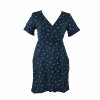 Zavinovací mušelínové šaty - tmavě modrá ptáčci