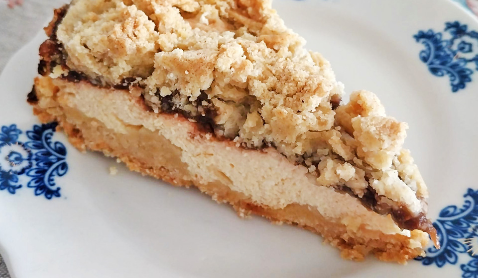 Recept: Tvarohový koláč s drobenkou