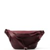 Kožená crossbody ledvinka Dorian bordó