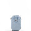 Kožená mini kabelka Terri na telefon světle modrá