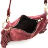 27559 6 kozena kabelka s trasnemi patricia bordo