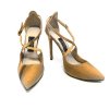 High pumps cross earth beige