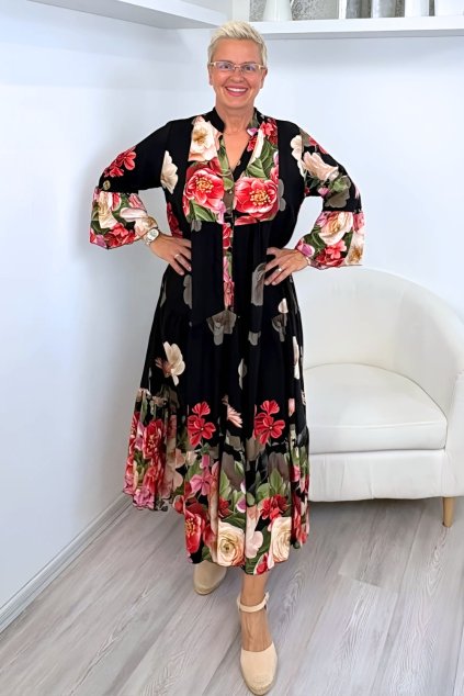 Černé letní šaty s květy ve stylu boho BLANKA STRAKA1