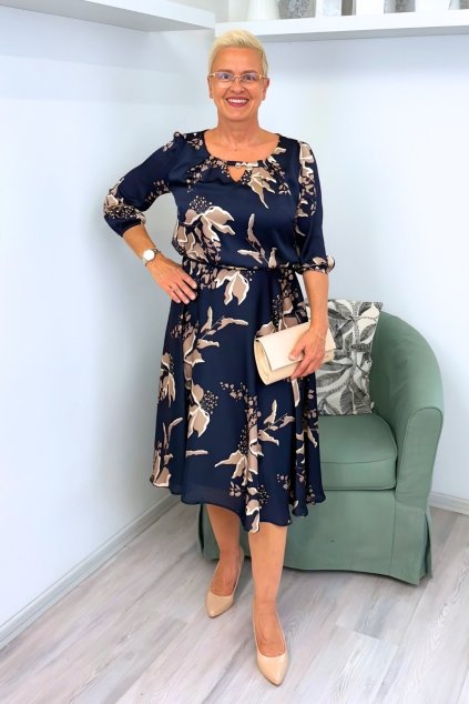 Tmavě modré společenské šaty s béžovými květy Trynite BLANKA STRAKA