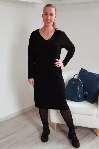 Pohodlné černé oversize šaty Elsa