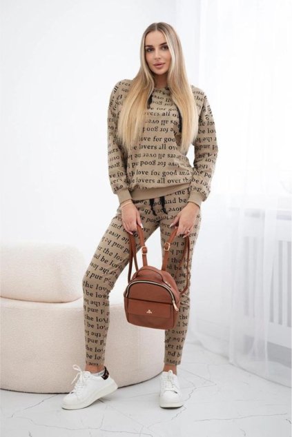 Sportovní souprava s potiskem camel