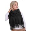 Černý šál s třásněmi BLANKA STRAKA 03