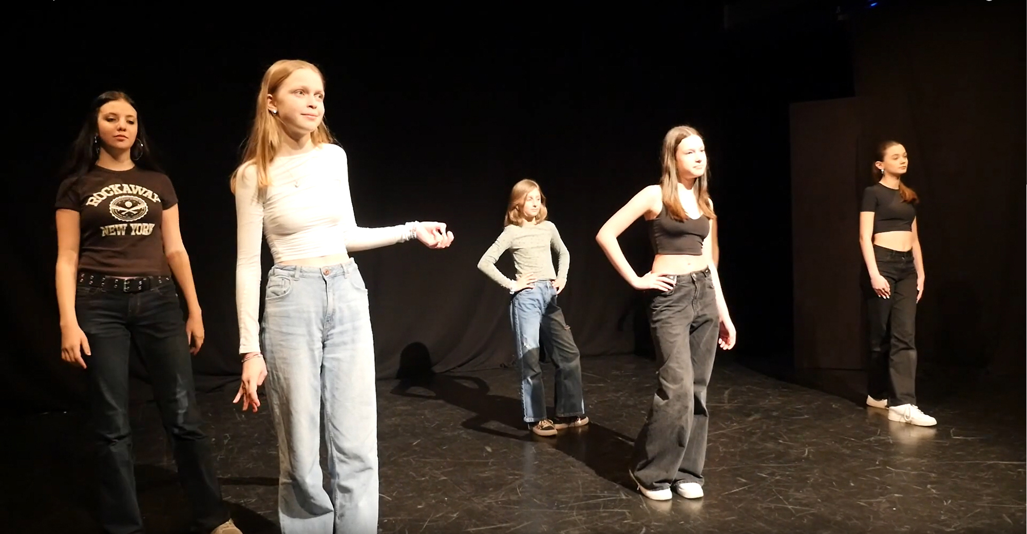 Cíťa v krátkém divadelním představení!