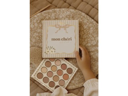 mrs ertha detsky make up set mon cheri