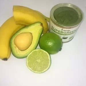 Avokádové smoothie s limetkou plné antioxidantů