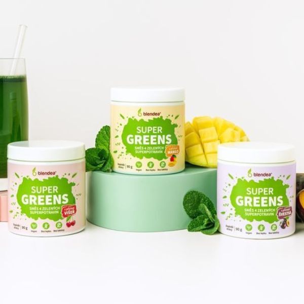 Bestseller SUPERGREENS hlásí nové svěží příchutě: lesní směs, mango, hruška, višeň a švestka 😍