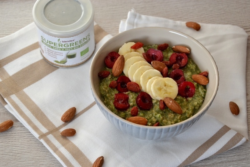 Krémová snídaňová ovesná kaše s Blendeou