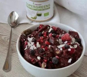 Ovocno-zeleninová domácí zmrzka s Blendeou SUPERGREENS