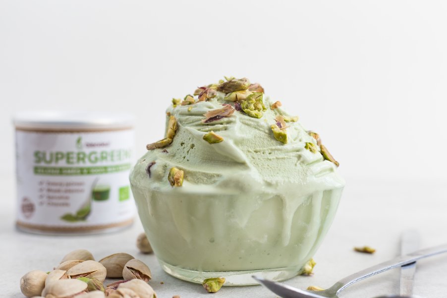 Domácí pistáciová zmrzlina s Blendeou SUPERGREENS