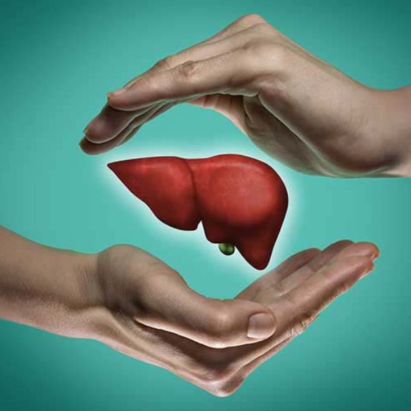 9 způsobů přirozené podpory funkce jater včetně potravin, bylinek a životosprávy