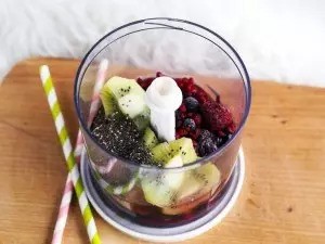 Smoothie z chia semen a lesních plodů (RECEPT)