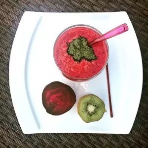 Očišťující šťáva z červené řepy a kiwi (RECEPT)