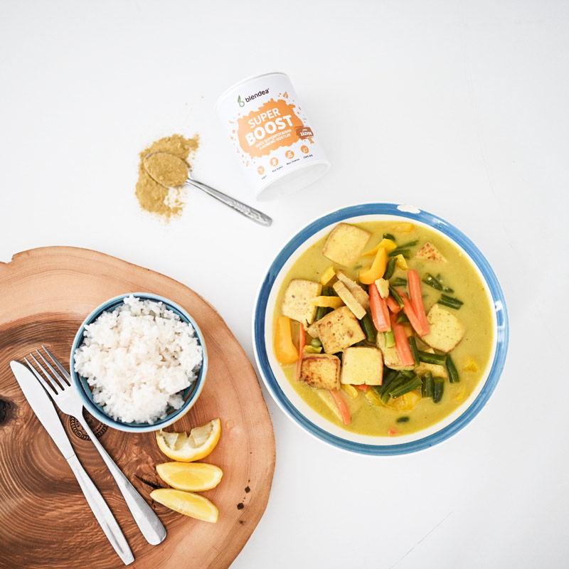 Jemné asijské tofu na kari s kokosovým mlékem a Blendeou SUPERBOOST