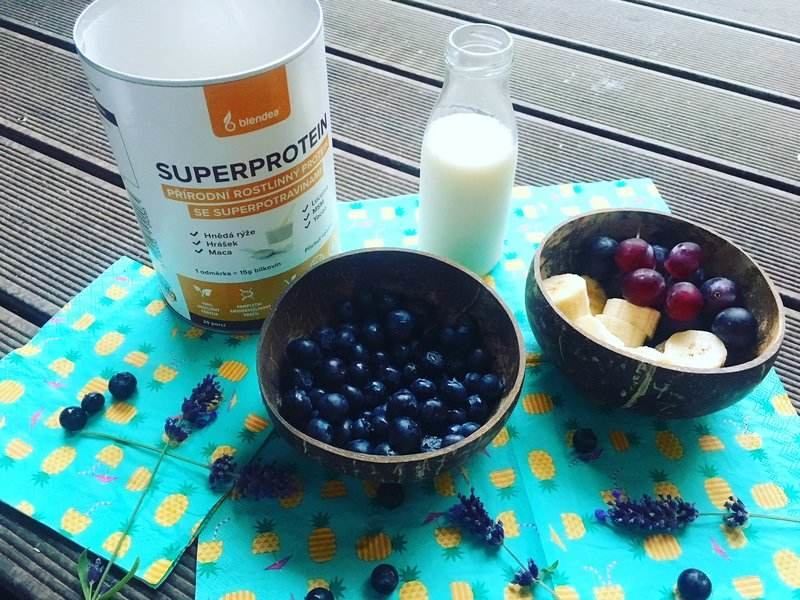 boruvkova_smoothie_bowl_recept