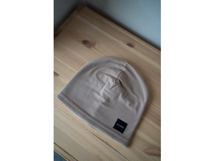 ZIMNÍ ČEPICE TMAVÁ BÉŽOVÁ