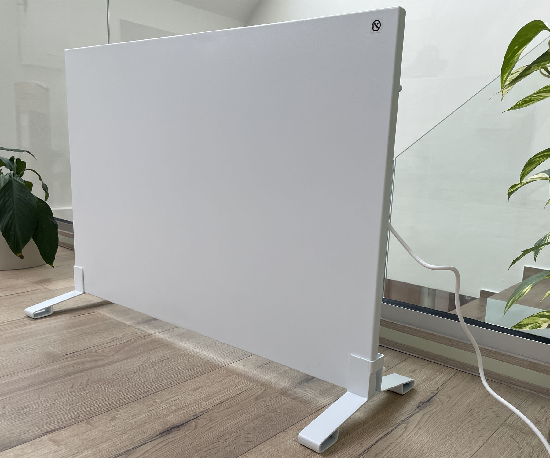 Efektivní vytápění: Můj test chytrého karbonového topného panelu BOT CPH1 WiFi