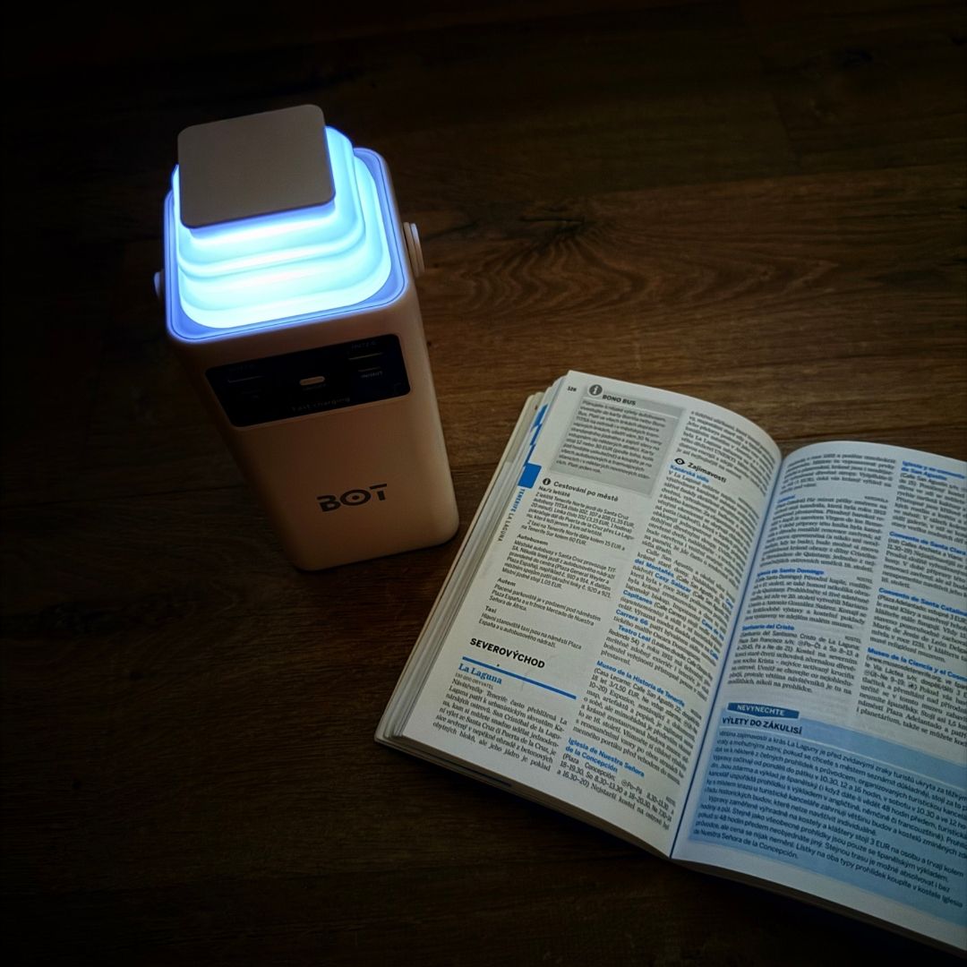 Powerbanka BOT HP2 v tme - ideálny spoločník