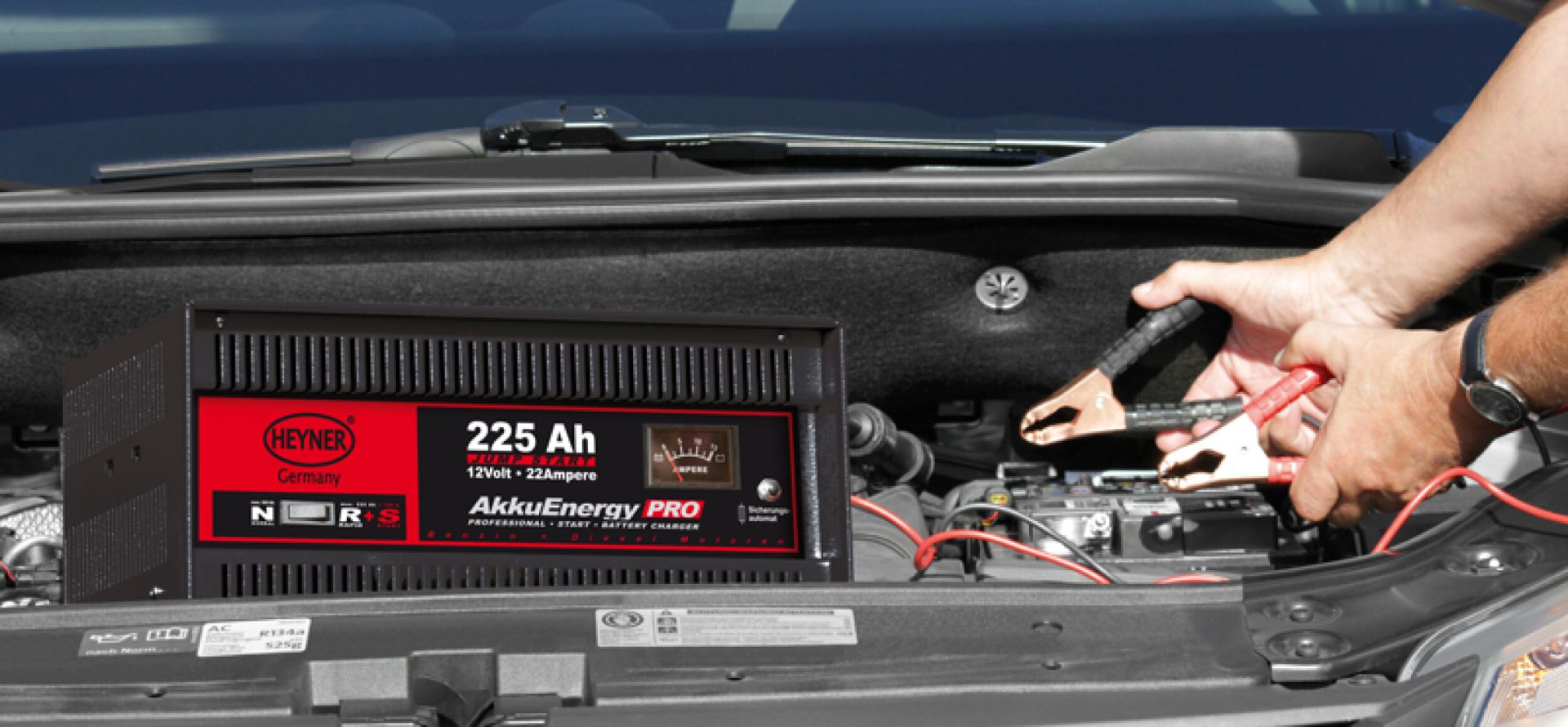 Nabíječka autobaterií HEYNER 22Amp 30-225Ah 12V, 932280