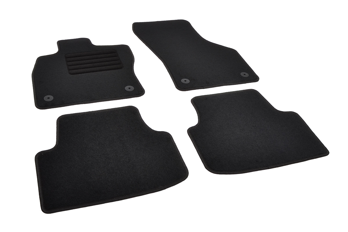 Textilní autokoberce Seat Leon 2019- | RIGUM