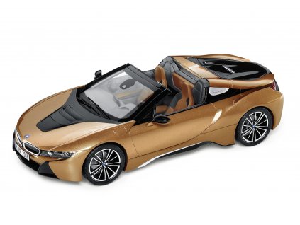 Autíčko BMW i8 Roadster (1)