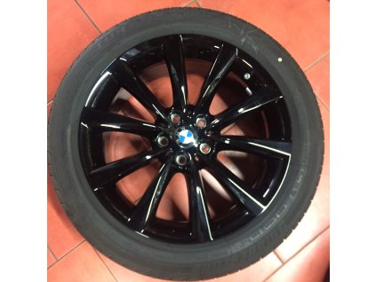 Originální alu kola BMW 5 G30 STYLING 642 8x18 ET30 s pneumatikou 245/45 R18 96Y