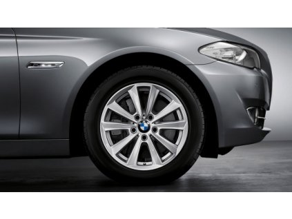 Zimní sada alu kola BMW F10 STYLING 236 8x17 5/120 ET30 s pneumatikou 225/55 R17 97H a čidel tlaku RDC