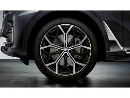 Originální letní sada BMW X7 G07 STYLING M785 v rozměrech 9,5x22 ET32 a 10,5x22 ET43 včetně pneumatik 275/40 R22 107Y XL a 315/35 R22 111Y XL Pirelli P Zero* RSC a čidel tlaku RDCi