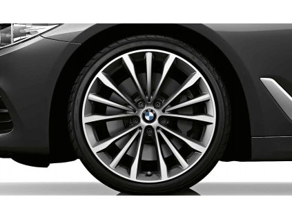 Originální letní sada BMW 5 G30 STYLING 663 v rozměrech 8x19 ET30 a 9x19 ET44 včetně letních pneumatik 245/40 R19 98Y a 275/35 R19 100Y Pirelli Cinturato P7* RSC oder Bridgestone Turanza T 005* RSC a čidel tlaku RDCi