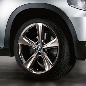 Letní sada alu kola 5/120 BMW STYLING 128 chrom tmavý pro BMW X5 E70, F15 a BMW X6 F16