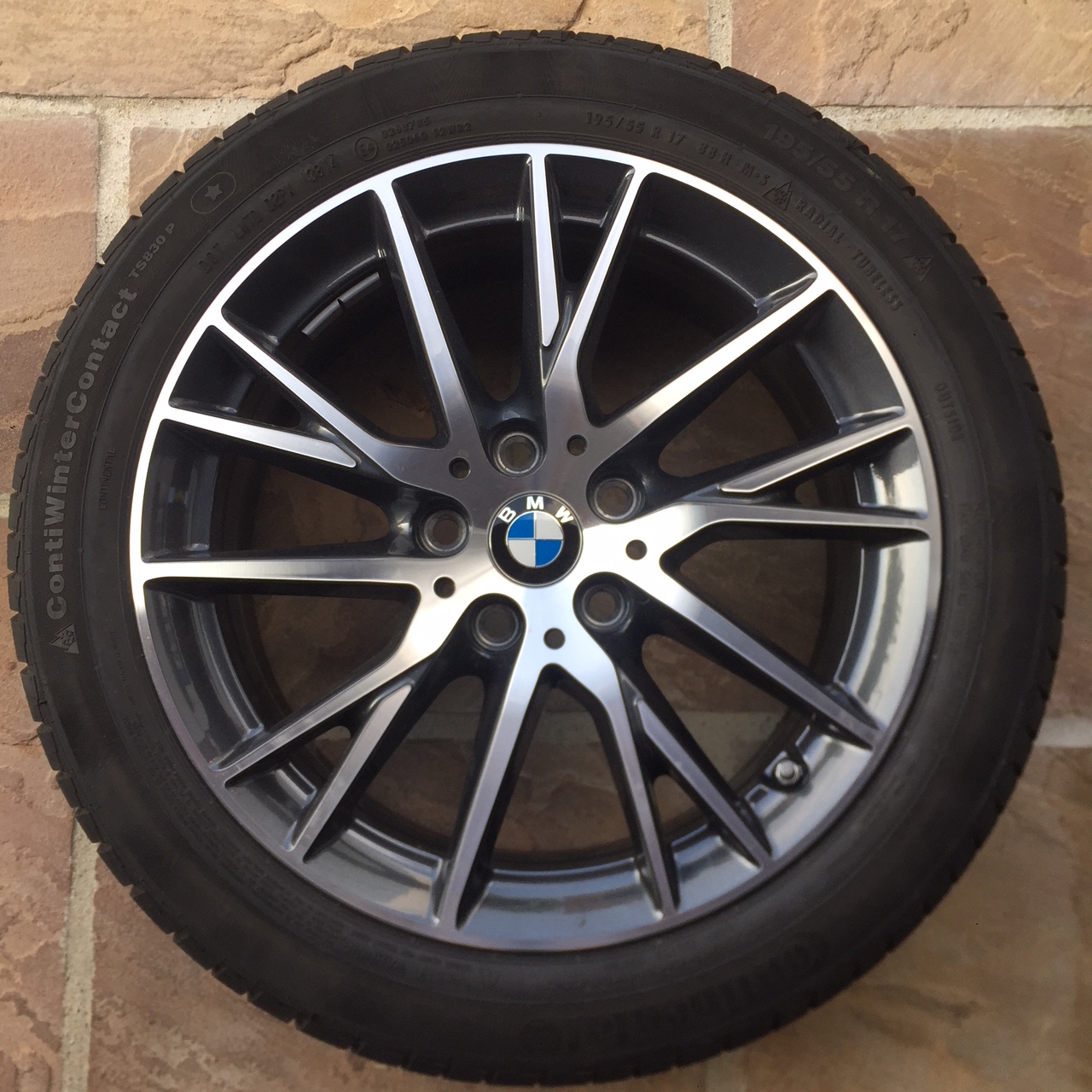 Zimní sada BMW 2 F45, F46 STYLING 489 7x17 5/112 ET47 včetně pneumatik 195/55 R17 88H Continental 830P*