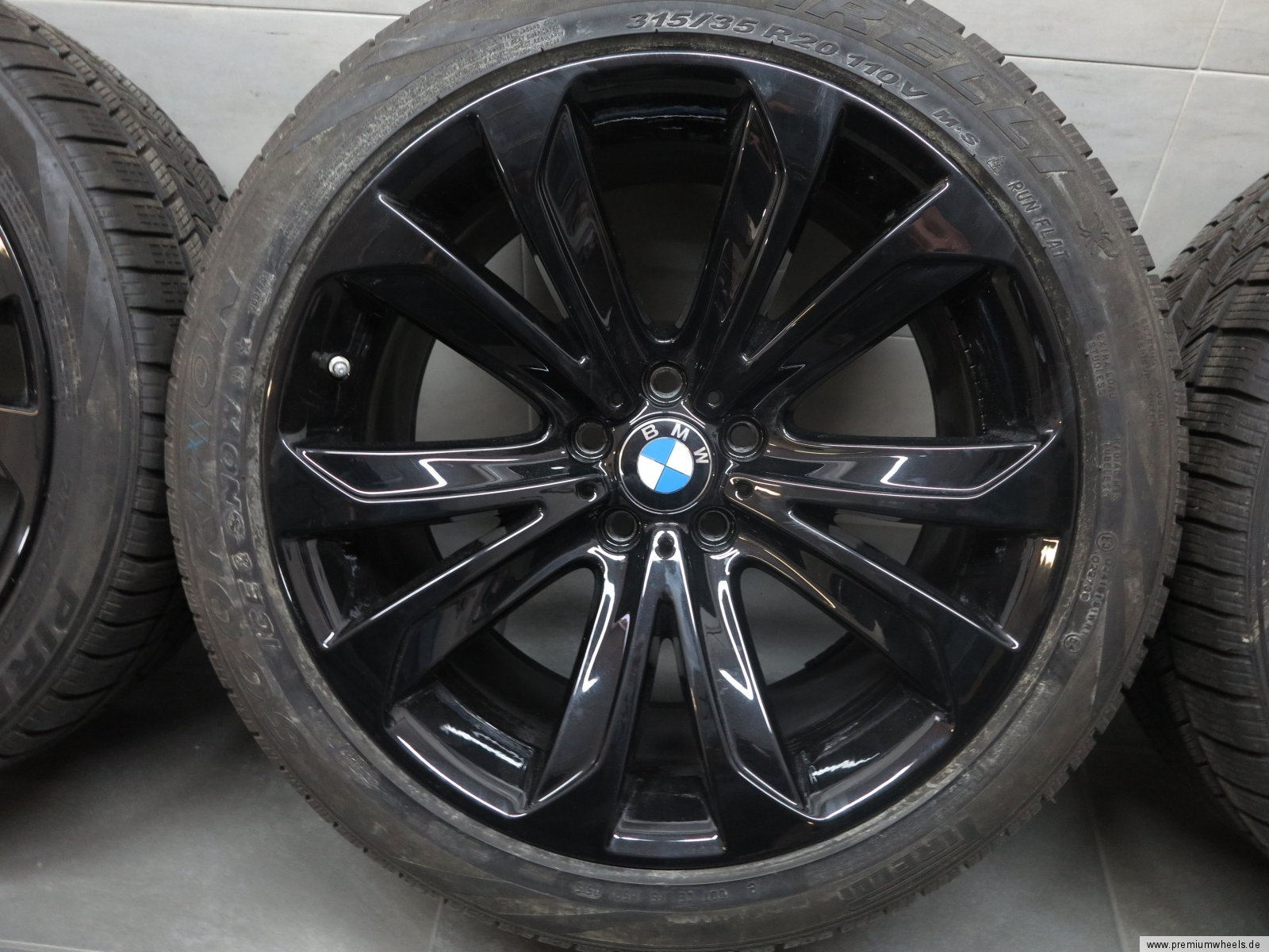 Zimní sada BMW X5 F15 STYLING 491 10x20 ET40 a 11x20 ET37 včetně zimních pneumatik 275/40 R20 a 315/35 R20 Pirelli RSC a čidel tlaku