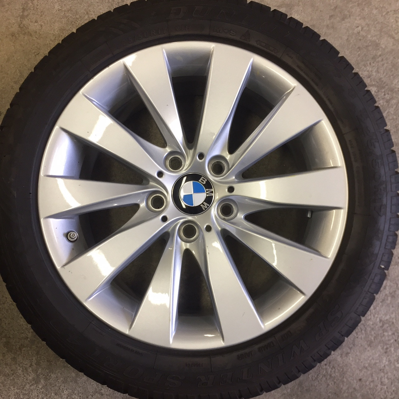 Zimní sada BMW 3,4 F30, F32 STYLING 413 7,5x17 ET37 včetně pneumatik 225/50 R17 94H Dunlop Winter Sport 4D DSST a čidle tlaku RDC