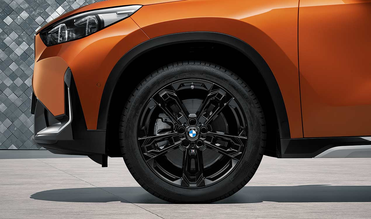 Originální letní sada BMW X1 U11 a X2 U10 STYLING M871 v rozměrech 8x19 ET46 včetně letních pneumatik 245/45R19 102Y XL Michelin e Primacy a čidel…