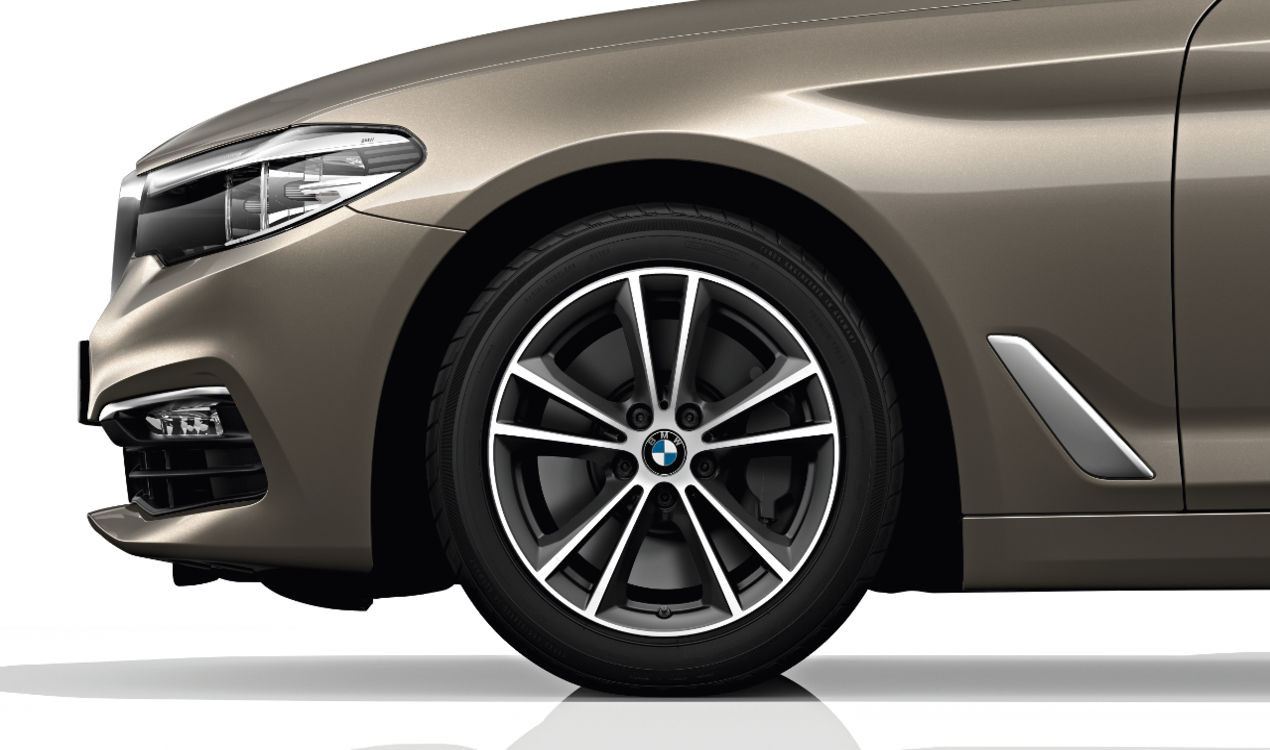 Originální zimní sada BMW 5 G30 STYLING 631 v rozměrech 7,5x17 ET27 včetně zimních pneumatik 225/55 R17 97H Pirelli Winter Sottozero 3* MO a čidel…
