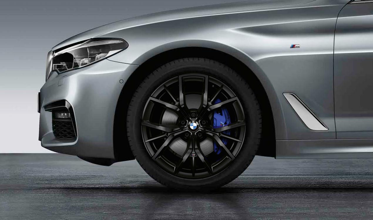 Originální zimní sada BMW 5 G30 STYLING M845 v rozměrech 8x19 ET30 včetně zimních pneumatik 245/40 R19 98V XL Pirelli P-Zero Winter* RSC a čidel tlaku…