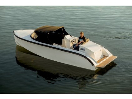 motorova lod 630 2