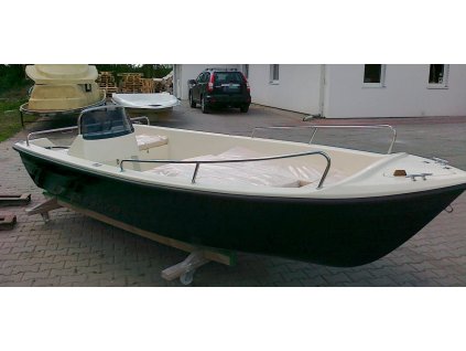 Motorová loď BT 434