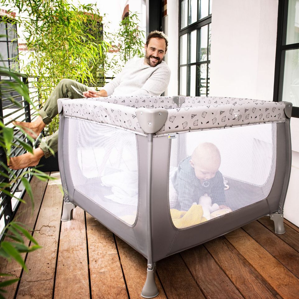 Cestovná postieľka ohrádka hauck sleep n play