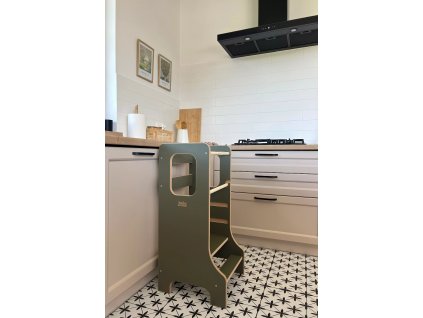 BabyWood Učiaca veža Kitchen Helper SLIM M olive