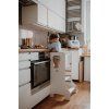 BabyWood Učiaca veža Kitchen Helper SLIM M white