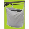Big bag-veľkoobjemový vak 500kg 75x95x95cm s nápustným a výpustným hrdlom  Rozmer 75x95x95cm (dĺžka x šírka x výška) Nosnosť SWL 500kg 1x použitý v potravinárstve na prevoz cukru Vrch big bagu nápustný ventil (hrdlo) Dno big bagu výpustný ventil (hrdlo) 4 závesné uši  Materiál zdravotne nezávadný PP (polypropylén)  Balenie obsahuje 10ks big bagov Big Bag - veľkoobjemový vak slúži na prepravu a skladovanie sypkých alebo kusových materiálov.  Vak - big bag má na svojej vrchnej časti 4 úchyty (uši)  pre ľahkú manipuláciu pomocou zdvíhacieho zariadenia.  Vrchnú časť big bagu - nápustný ventil je možné vyrezať pre jednoduchšie ručné plnenie. Vyrezanie vrchnej časti nemá vplyv na nosnosť  a funkčnosť big bagu.  Big bag - skvelý pomocník na uskladnenie a prevoz drobných stavebných odpadov, fólií, štrku, piesku, kameniva, dreva, drobnej drviny, recyklátov, odpadu a pod.  Tieto big bagy boli 1x použité na prepravu potravinárskych komodít.   Big bagy vo výbornom stave s minimálnym znečistením.