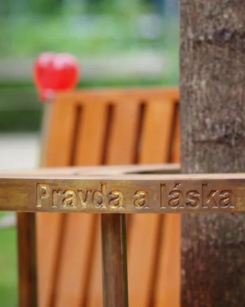 Znáte lavičky Václava Havla? 2