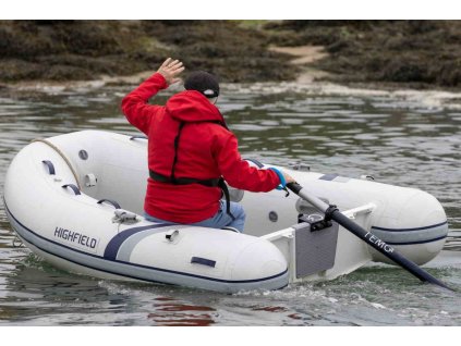 Uchycení na zrcadlo